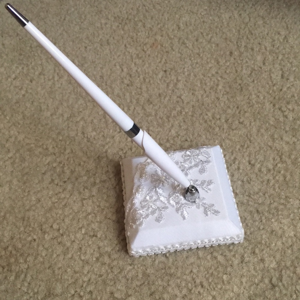 Reception/shower pen